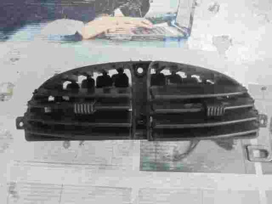 Griglia aeratore Kia Sportage Fe Dohc OK07AP64270 0K07AP64270 SPG01MY CT.R