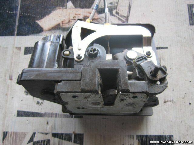  Cerradura puerta trasera izquierda SsangYong Actyon Sports A200S 7131032002