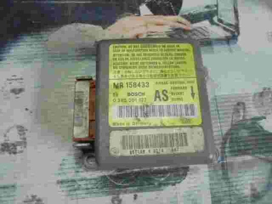 Sensore di impatto airbag Mitsubishi Carisma AS MR158433 MR 158433 0285001127