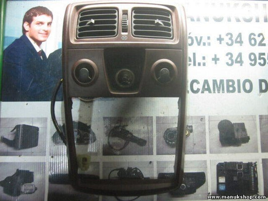 Consola central Ssangyong Rexton GAB 2.9 TD 2004 7796108001 77961-08001