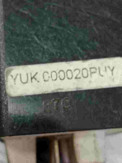 Niebla interruptor  Land Rover Discovery YUK000020PUY  YUK 000020PUY YUK000020