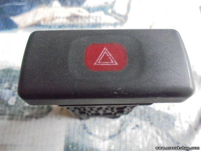 Interruptor de emergencia warning Nissan Terrano Ford Maverick LK