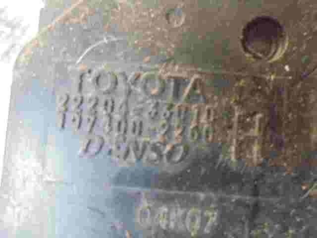 Misuratore di portata Toyota Land Cruiser Prado Corolla 2220433010 DENSO 1974...