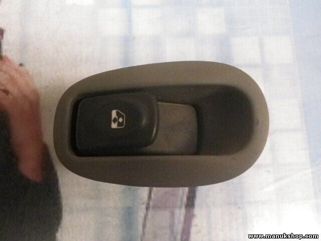 mando botonera elevalunas Renault Megane Scenic Kangoo 4X4 432963K 7700836267