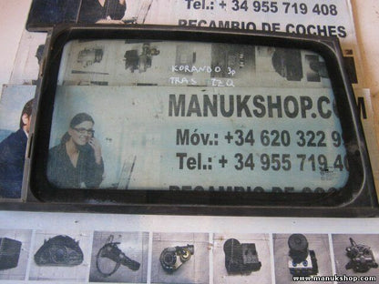 SsangYong Korando KJ 43R00178 triangolo vetro porta posteriore sinistra