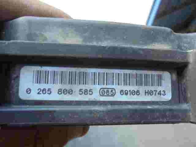 ABS Centralita Ford Mondeo III BOSCH 0265800585 0 265 800 585