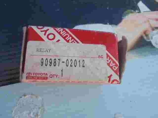 Nebbia relè Toyota Land Cruiser Corolla E120 9098702012 90987 02012 90987-02012
