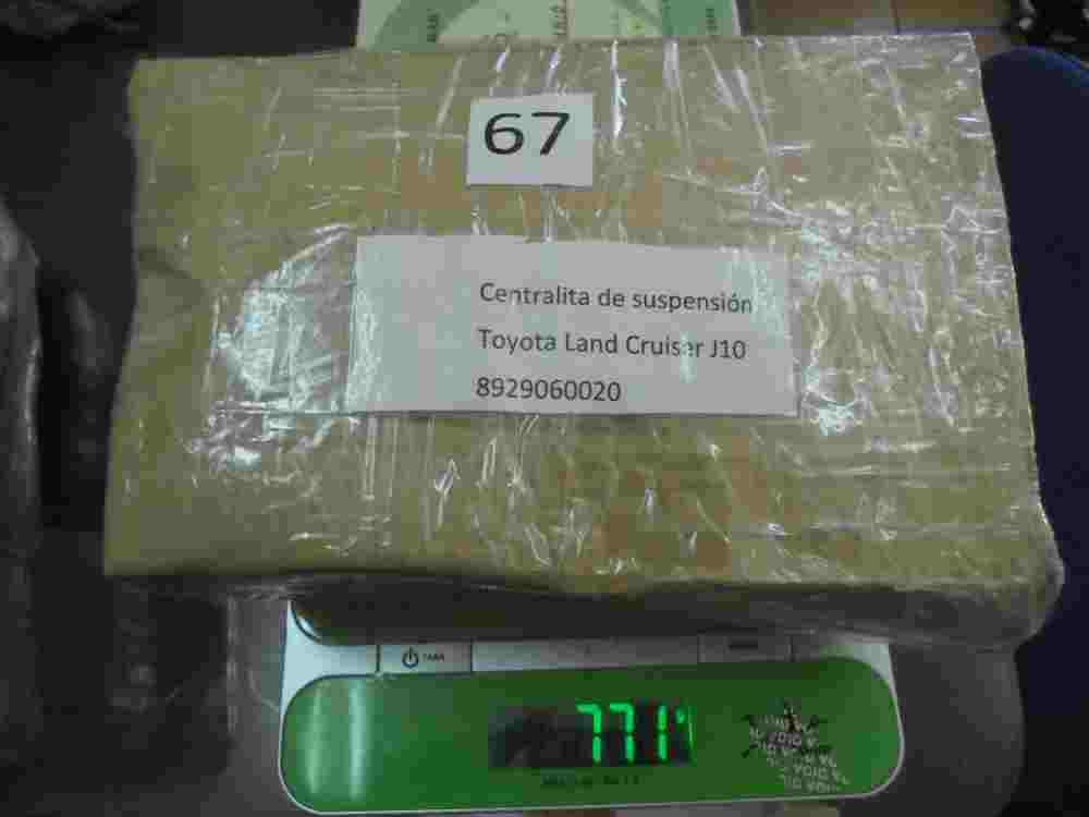 Centralina sospensioni pneumatiche Lexus LX470 LX-470 Land Cruiser 8929060020