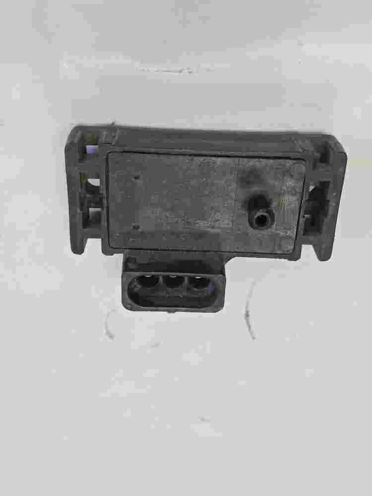 Boost sensor de presión  Opel Vivaro CBA 8767246 876-7246 AA-14