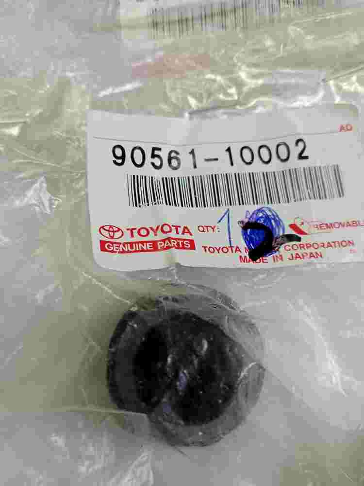 Fuel Injection Spacer  Toyota 9056110002 90561-10002