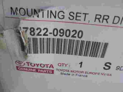 Pinza trasero izquierdo Toyota Auris E15 E18 Corolla E180 E150 4782209020