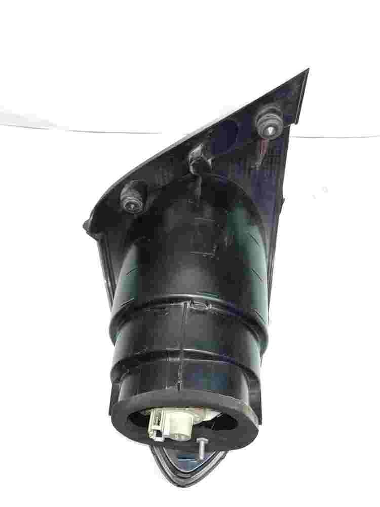 Pilotos trasero derecho Seat Toledo III 3 (RH) 5P5945112 5P5 945 112 5P5945096