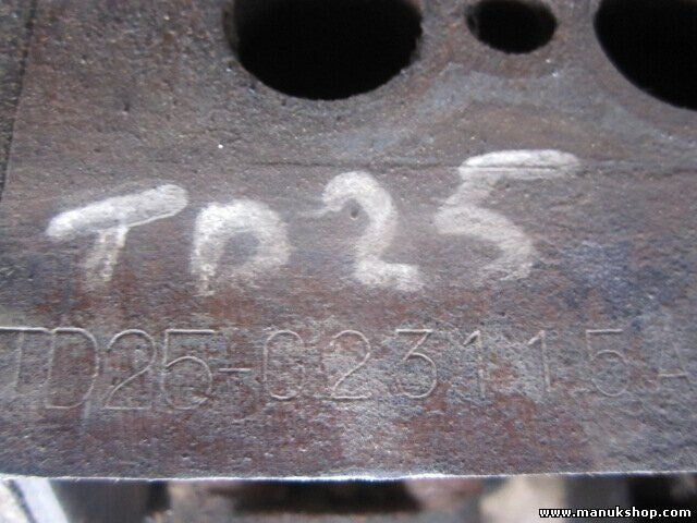 Motor Nissan Pick UP 2.5 D22 TD25TI 9G12 TD25-023115A