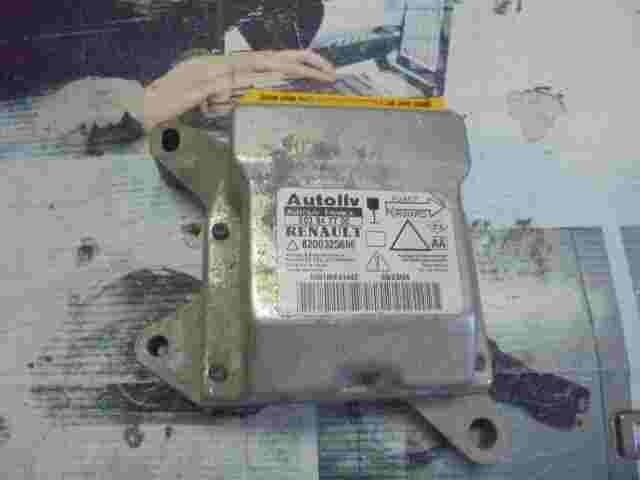 Sensor de impacto de airbag  Renault Laguna (AA) 8200325696 603947700