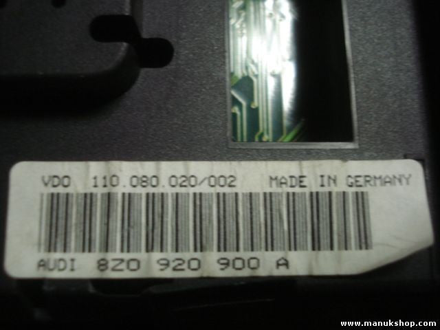 Cuadro de instrumentos  Audi 8ZO920900A VDO 110080020/002 110 080 020/002
