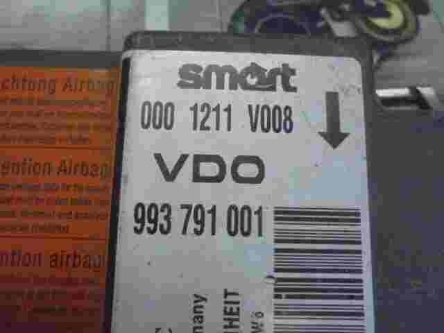 Sensor de impacto de airbag Smart ForTwo 0001211V008 VDO Temic 993791001