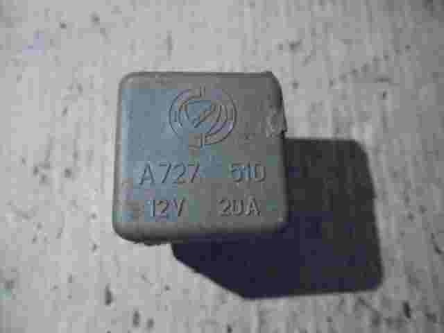 Relé  Alfa Romeo Fiat A727510 A727 510 12V