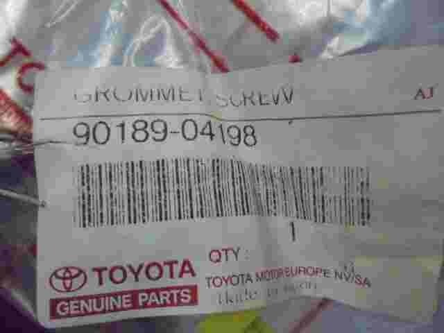Grillo a vite Toyota 4Runner 9018904198 90189-04198