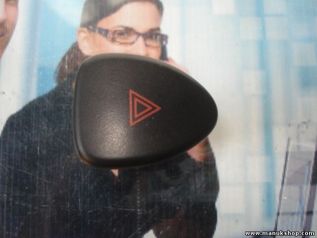 Interruptor de emergencia warning Hyundai Atos 9336002000 93360-02000