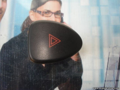 Interruptor de emergencia warning Hyundai Atos 9336002000 93360-02000