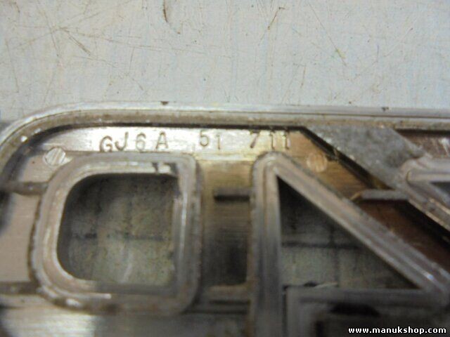 Emblema trasero Mazda 3 (BK) 2005 GJ6A51711 GJ6A 51 711