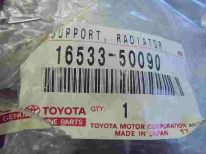 Supporto radiatore cuscino Toyota Land Cruiser Lexus GX 470 GX460 1653350090