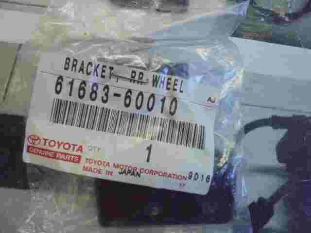 Staffa Ruota Posteriore Toyota Land Cruiser Lexus LX 450 6168360010 61683-60010