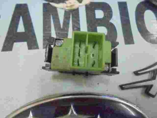 Interruptor Luneta Trasera Desempañador Mercedes-Benz C 2108212651 501770