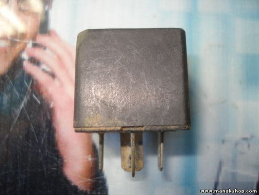 Trabajo Relés actuales Kia Sephia K9A018811 K9A0 18 811