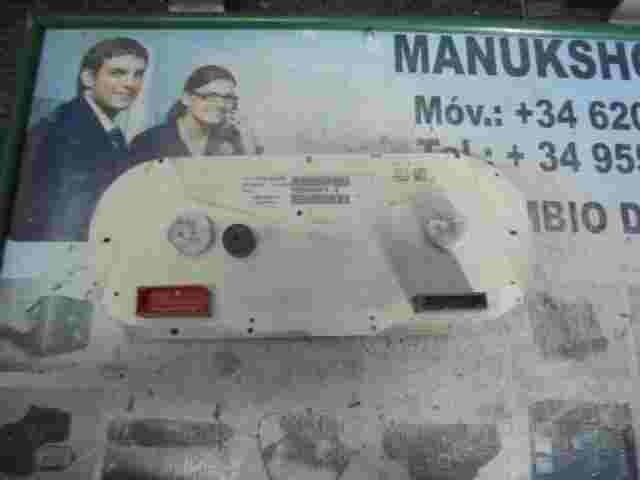 Diagrama del indicador de velocidad Renault 21676821-2 P8200359415 E