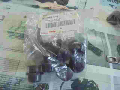 Side Mudguard Retainer Toyota GS200T GS350 GS450H IS350 RC300 RC350 7692352021