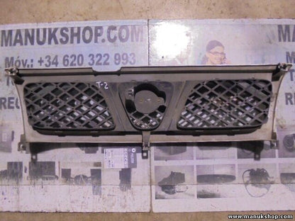 Parrilla rejilla frontal delantera Nissan 623107F 1966I01 623108F214, 623107F000