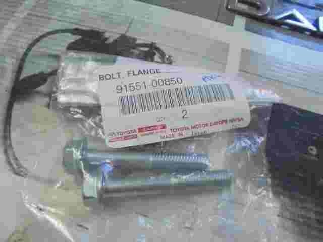 Flangia bullone Toyota Prius Harrier 9155100850 91551-00850