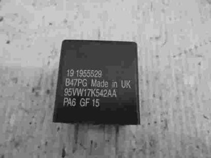 Relé limpiaparabrisas trasero  Golf 3 Passat Polo 191955529 95VW17K542AA Nr.72
