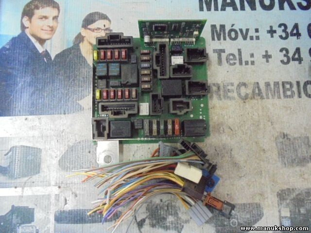 Scatola fusibili relè Renault Megane 2 UPC X84 N2 SIEMENS S118402D S118402 D