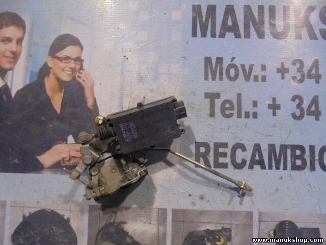  Cerradura puerta delantera derecha Mitsubishi Pajero Montero MB422954 152800 