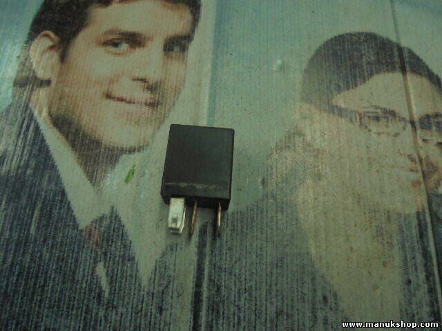 Relé  Suzuki 30Y9D6