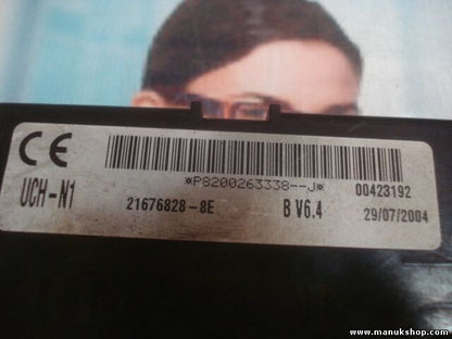 Modulo de control de la carrocería UCH Renault Trafic P8200263338J 216768288E