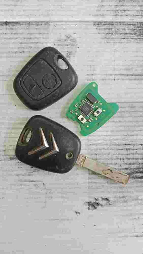 telecomando Citroen C1 C2 C3 XSARA SAXO 73373067C
