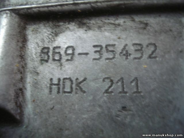 Pompa di iniezione Renault HDK211 HDK 211 96935432 02998260 BOSCH 246463303