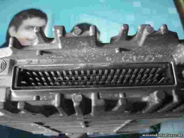 Centralita Renault Clio Kangoo II 1.9 8200059887 HOM7700109062 BOSCH 0281001878