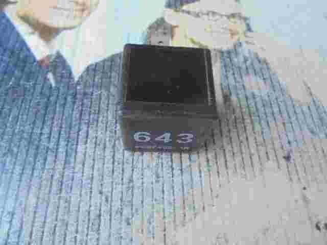 Relè ventola radiatore Audi Q7 TT Touareg 8K0951253 V23136B6X n. 643