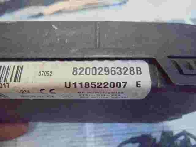 Controller Comfort Renault Dacia Sandero Logan 8200296328B SIEMENS U118522007E