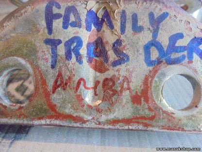 Bisagra de la puerta trasera derecha arriba SsangYong Musso ,Korando (K4)