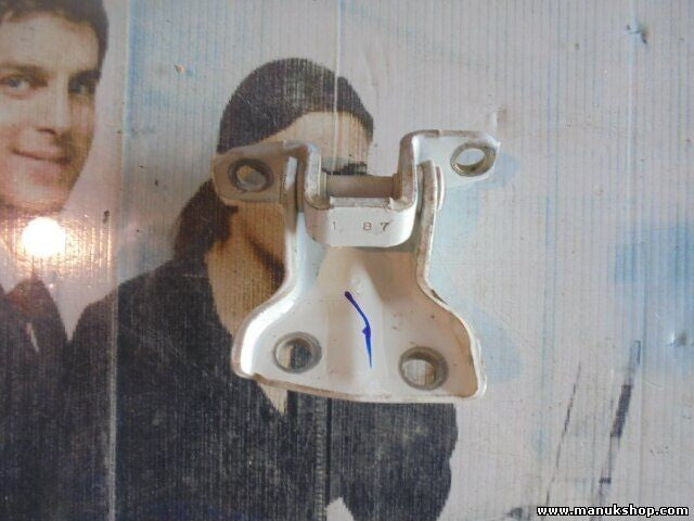 Bisagra de la puerta trasera izquierda arriba  Mitsubishi L 200 K7 90 KW, 122 PS