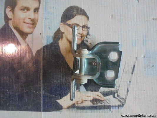 Bisagra de la puerta trasera izquierda arriba Jeep Cherokee II 55135575AC