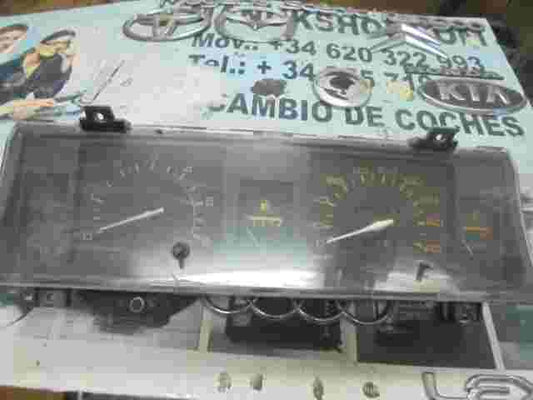 Cuadro de instrumentos Nissan Terrano II / I 2.7 TD 1987 NN6710
