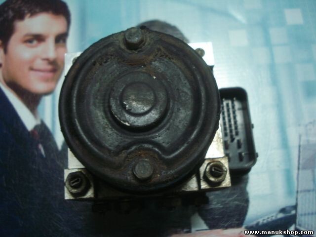 Unidad hidráulica del ABS Hyundai Matrix 2001 MANDO 5891017300 9566017000