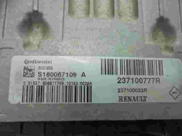 Centralita del motor Renault Megane III 305 237100777R 237100033R S180067109A