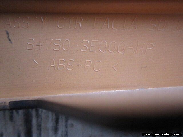 Moldura ventilación lateral delantera derecha KIA Sorento I JC 2.5 847803E000HP